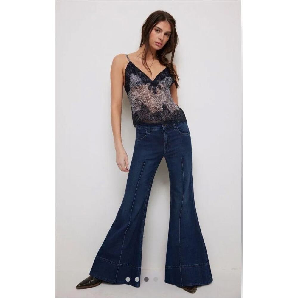 Free People We The Free La Rosa Flare Jeans Ultramarine 27